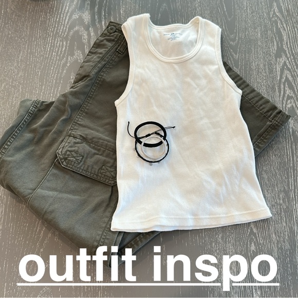 white plain brandy melville tank top 🤍❕ - Picture 4 of 5